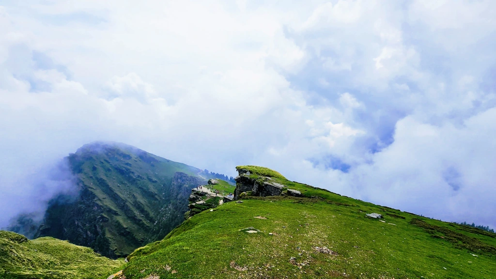 Hiking at Over 13000ft –  Chandrashila Peak And Tungnath Temple Super Hike At Uttarakhand, India