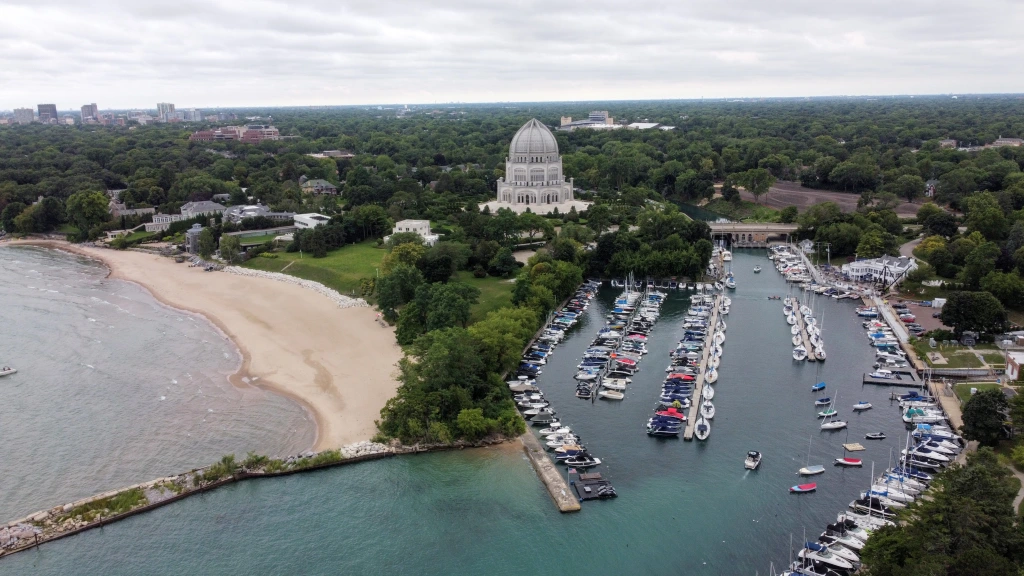 Summer Picnic – Gilson Park Beach And Bahai Temple Combo At Wilmette